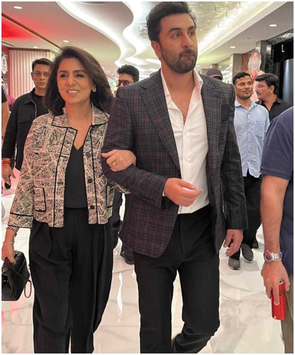 Neetu Kapoor came arm-in-arm with son Ranbir Kapoor at the premiere of Animal. (Photo: Yogen Shah)