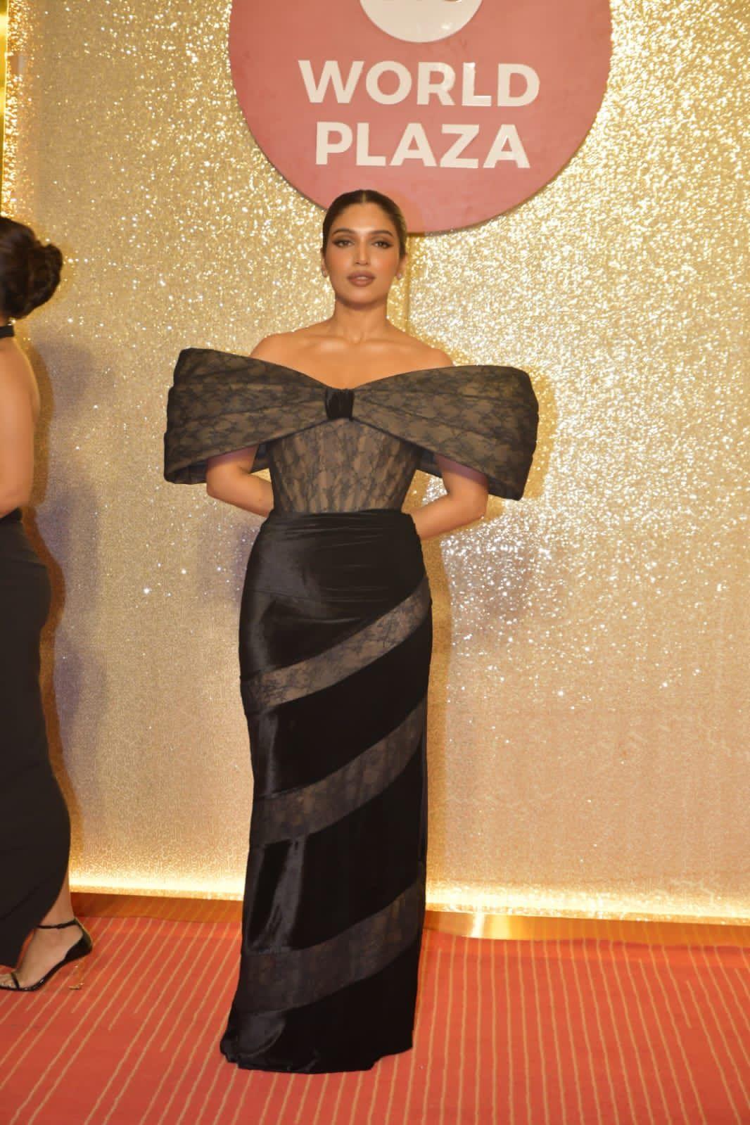 Bhumi Pednekar looked stunning as ever in this off-shoulder dress which featured the cutest bow detail