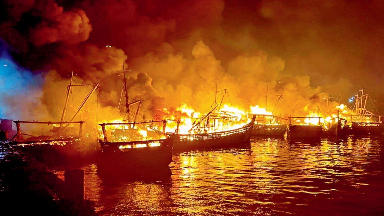 Andhra Pradesh: 35 boats gutted in Vizag fire