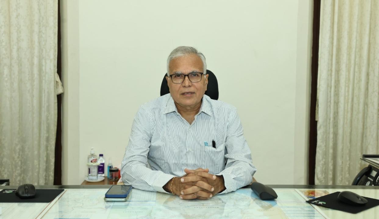 Mumbai: Central Railway GM Naresh Lalwani retires after a 38 years of service in Indian Railways