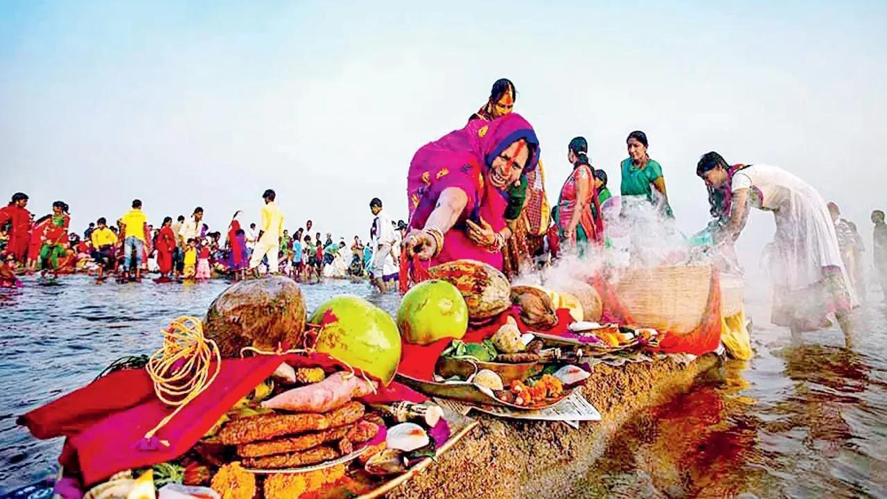 Chhath Puja: Lakhs of devotees to visit Juhu beach, parking restrictions issued