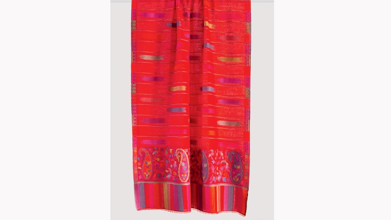 Ikat Kani fine wool stole. Pic Courtesy/theyarnstory.com