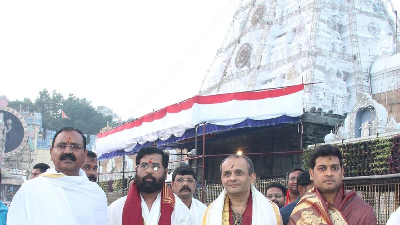 IN PHOTOS: Maharashtra CM Eknath Shinde visits Tirupati Balaji temple