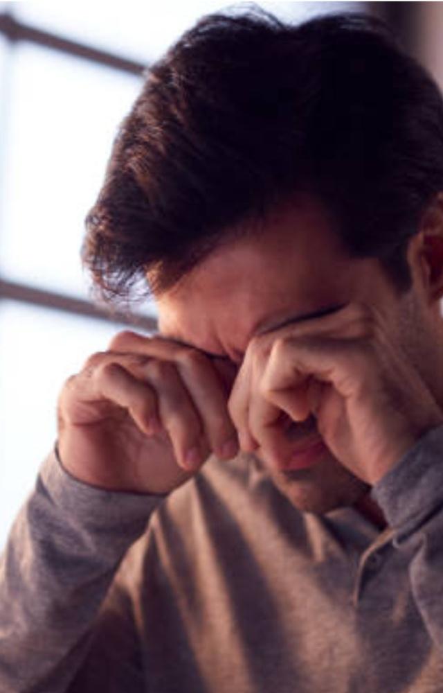 It is important to resist the urge to touch or rub the affected eye as this will only worsen the situation
