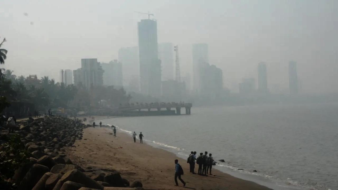 Diwali revelry casts a hazy shadow over Mumbai; air quality sinks to 'poor’