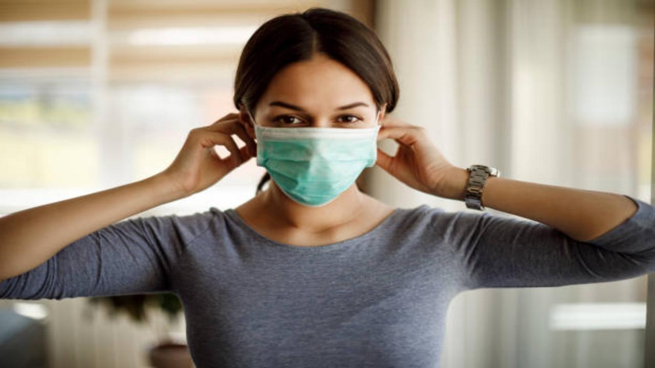H9N2 outbreak: Director of Lady Harding Hospital, Dr Subhash Giri reiterated to take precautions and said that H9N2 virus is spreading among children. Pic/iStock