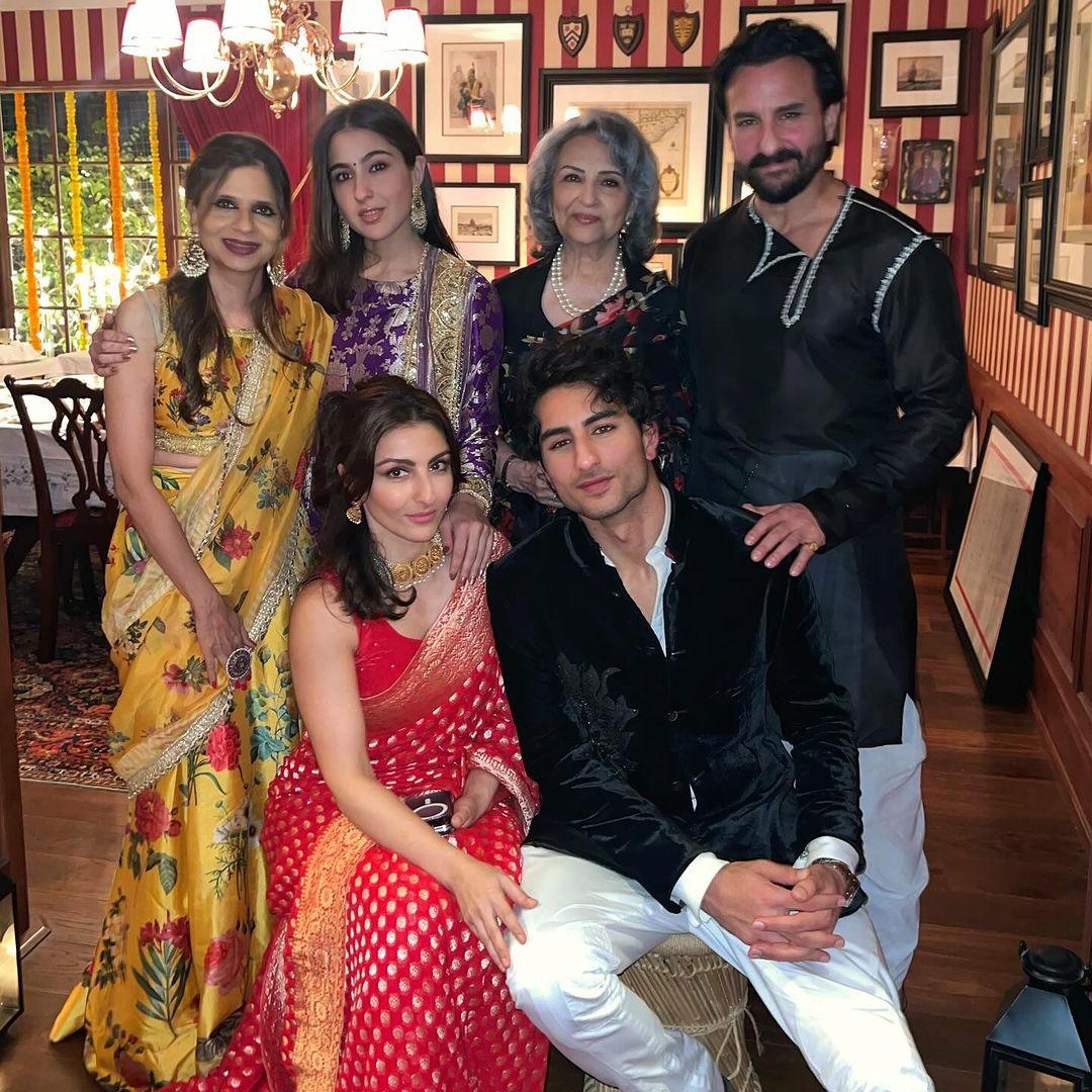 Sharmila Tagore looks like grace personified in this family portrait