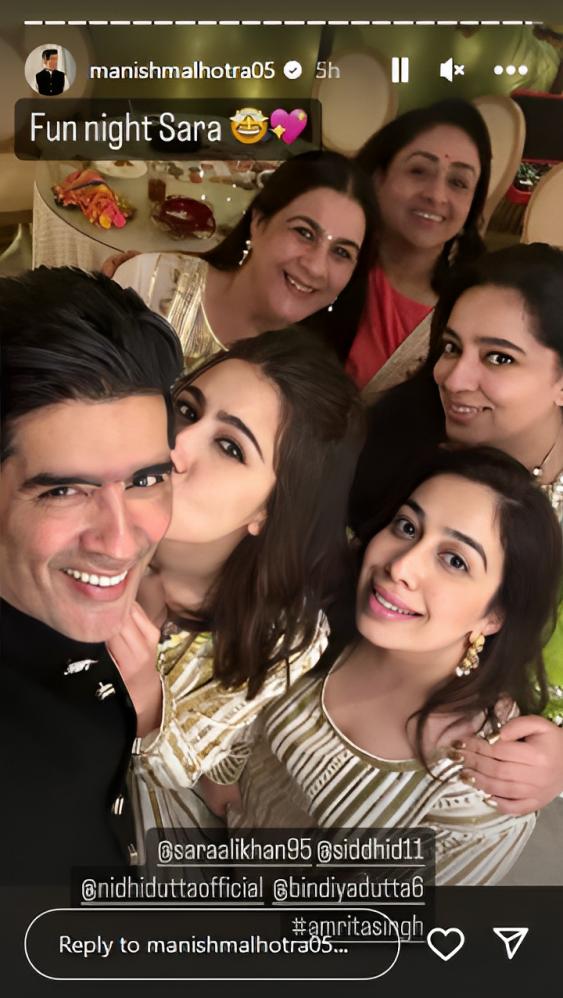Manish Malhotra even snapped a group selfie with some of the ladies at the party