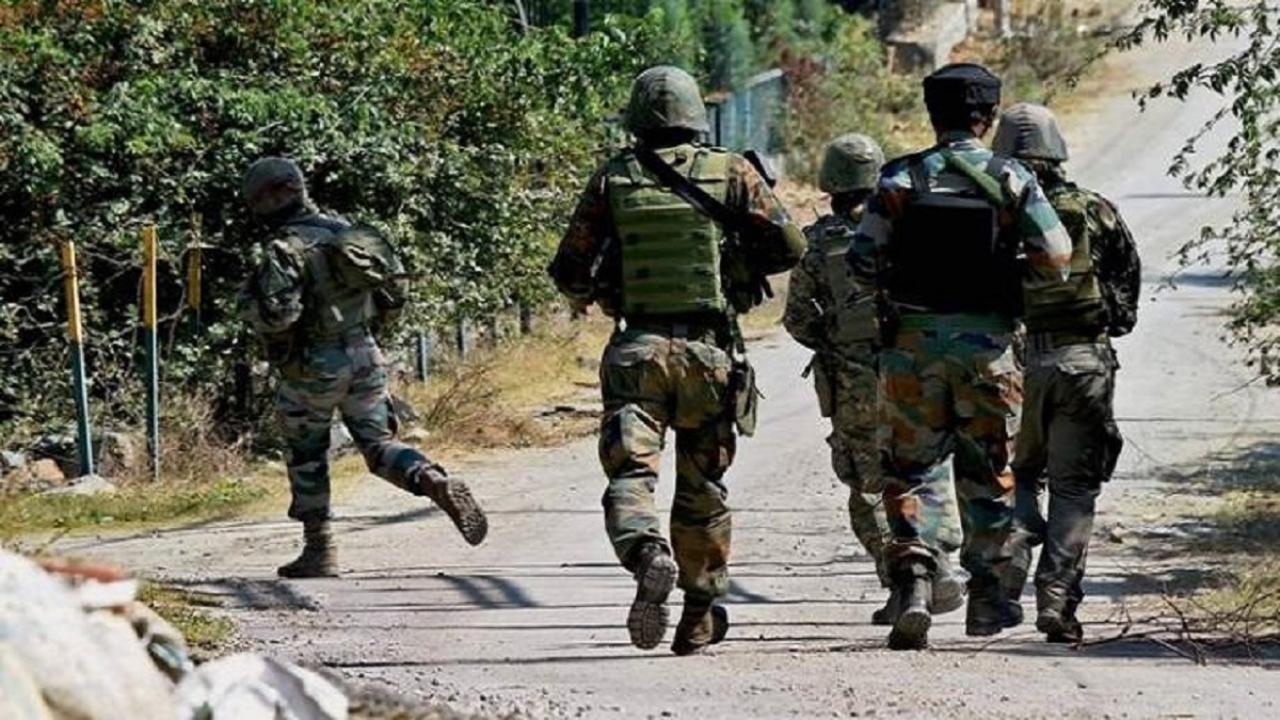 Jammu and Kashmir: Encounter between security forces and terrorists underway in Pulwama