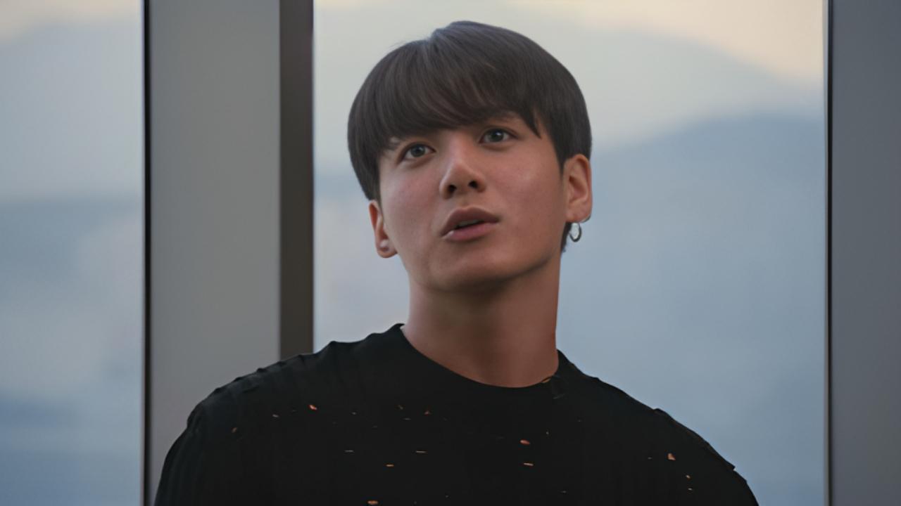 BTS: Jungkook reveals feeling 'cringe' when recalling the old Bangtan days, ARMYs say, 'JK is so mature now' 