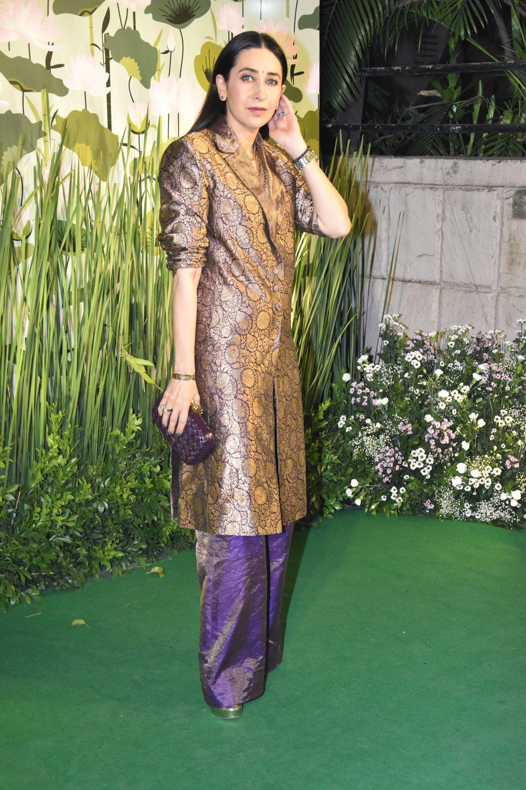 Karisma Kapoor looked stunning in her chosen attire for the evening