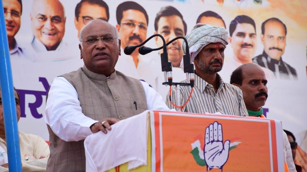 Polling for 230 seats of Madhya Pradesh assembly will be held on Friday