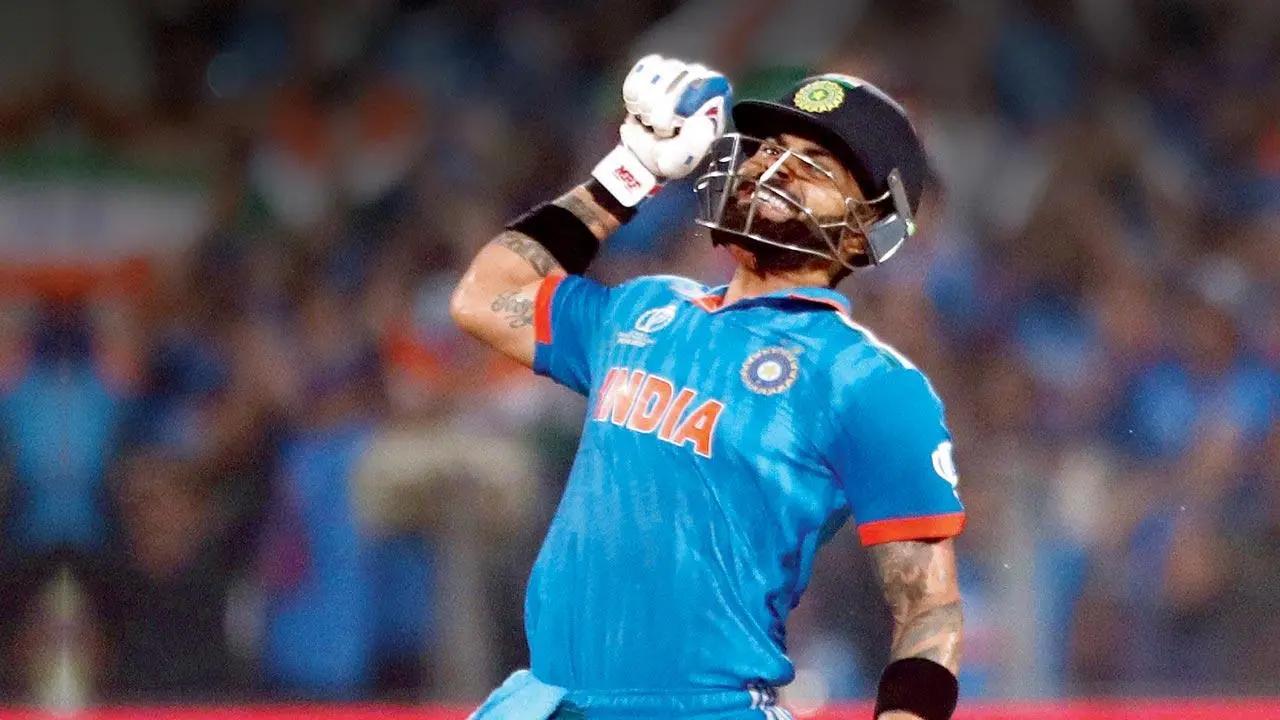 In the ICC World Cup 2023 match between India and New Zealand, Virat Kohli missed another ton by just five runs. He played a knock of 95 runs laced by 8 fours and 2 sixes