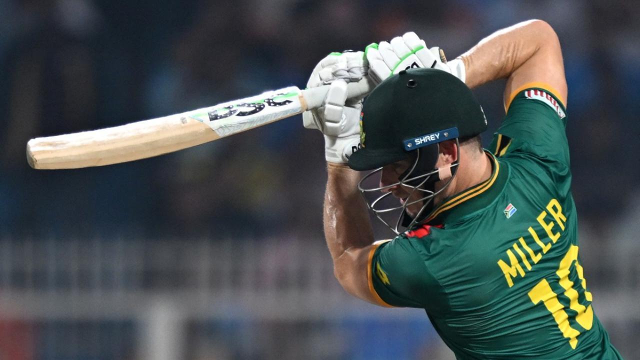 South Africa rebuild after top-order crumbles in World Cup semi-final