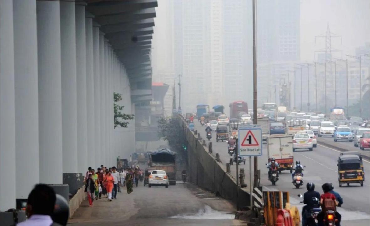 Rush-hour traffic pollution can spike your BP, up heart risk up to 24 hrs: Study