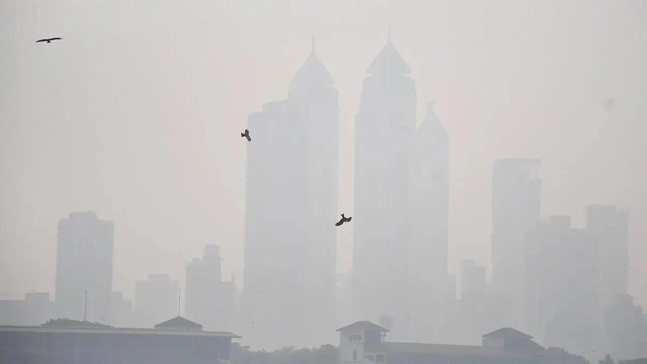 Haze of smog obscures Mumbai skyscrapers; air quality recorded in 'poor' category