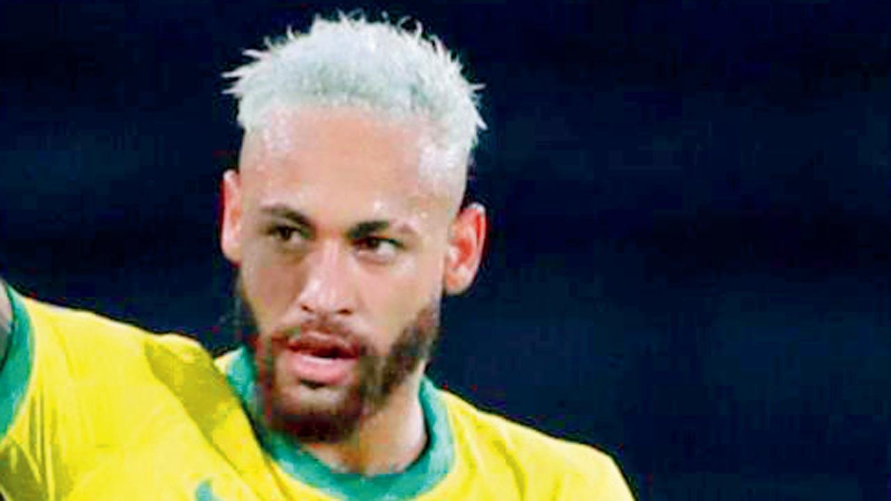 Knee surgery for Brazil star Neymar