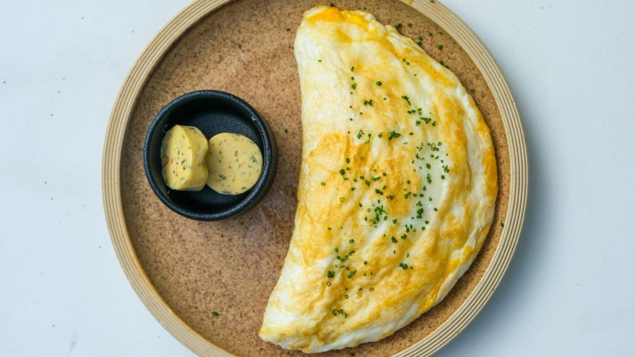 Spinach to Turkish omelette: Whip up these unique and flavourful omelettes to relish a good meal
