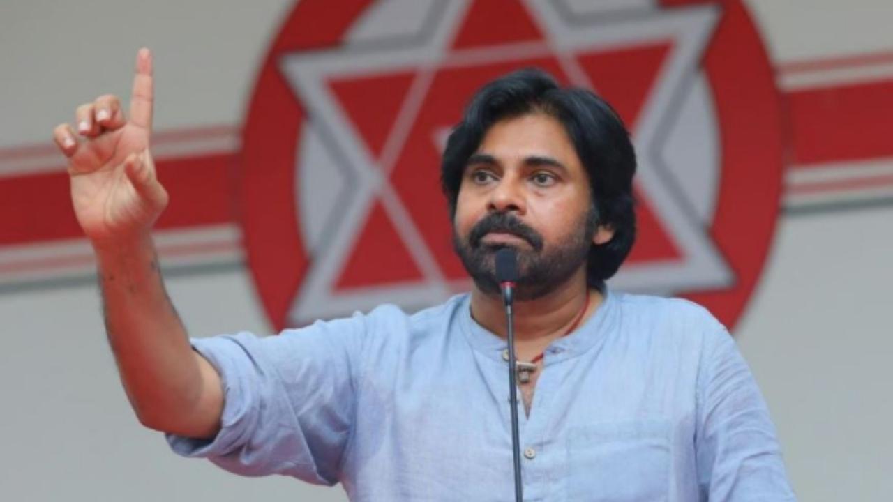 Pawan Kalyan pledges Rs 50,000 to Visakhapatnam fire victims