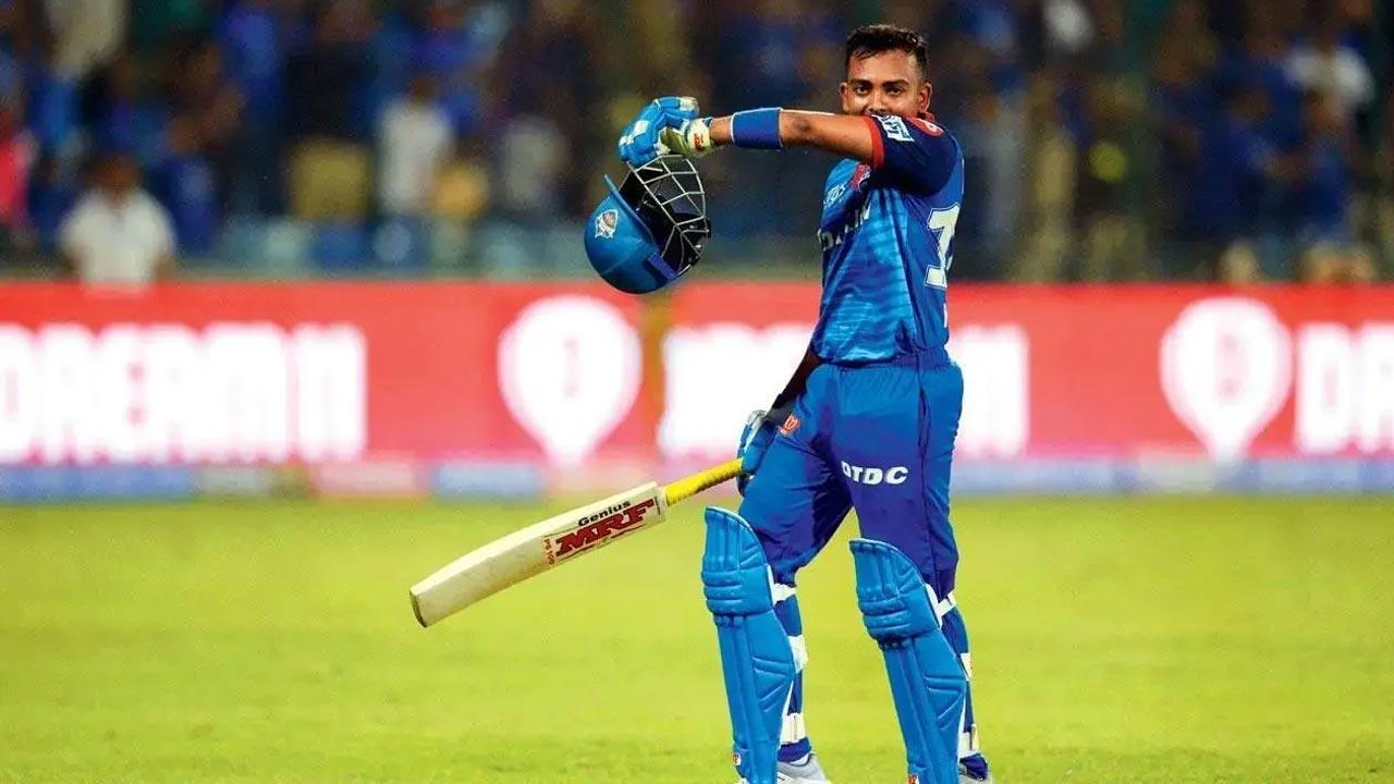 Prithvi to stay with Delhi Capitals, KKR releases Shardul, Root opts out of next