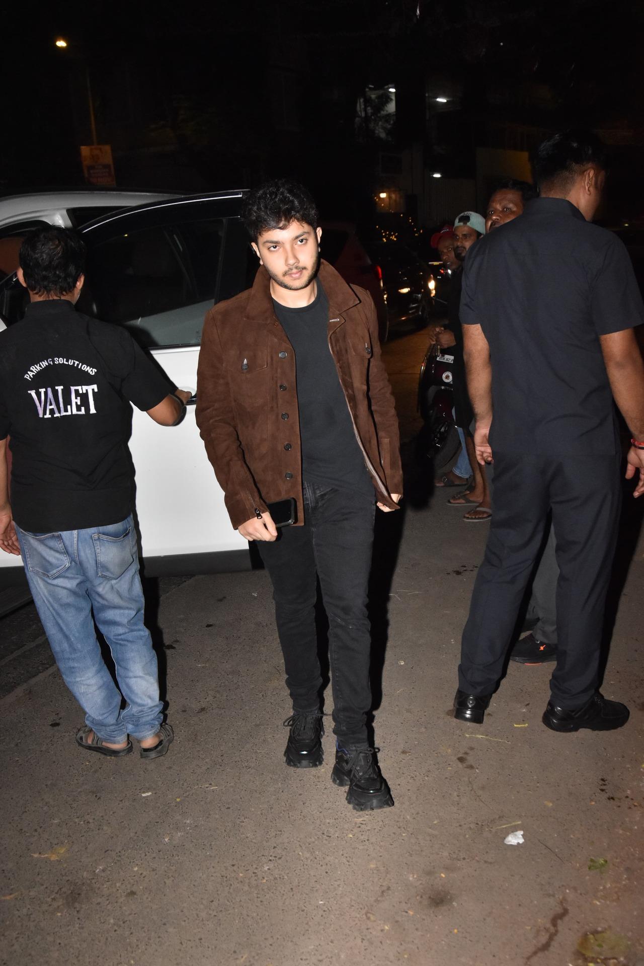 Sohail Khan and Seema's son Nirvaan arrived for the party in a brown jacket