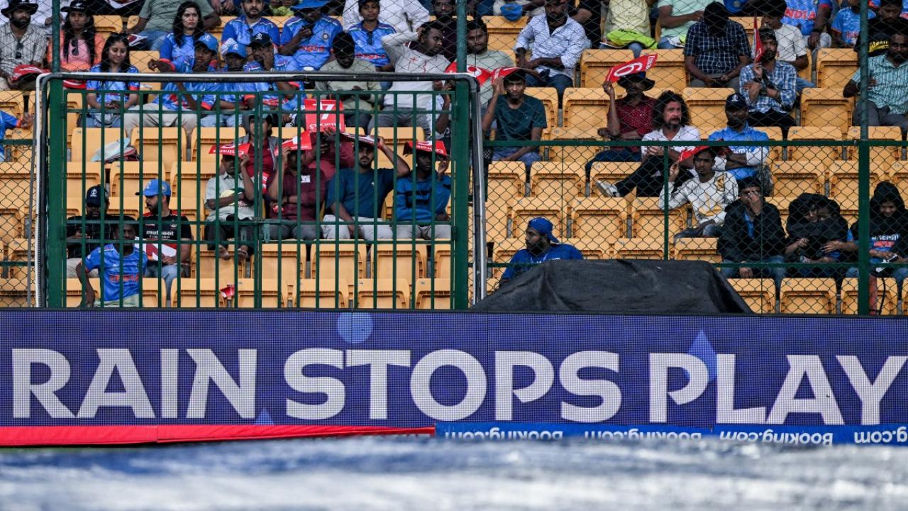 There is a rain scare for the semi-final 2 of the ICC World Cup 2023. There will be a reserve day for South Africa vs Australia clash on November 17