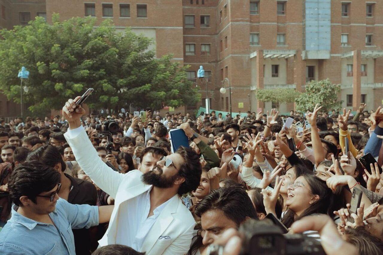 Vicky clicks a selfie with the sea of fans who assembled to meet him