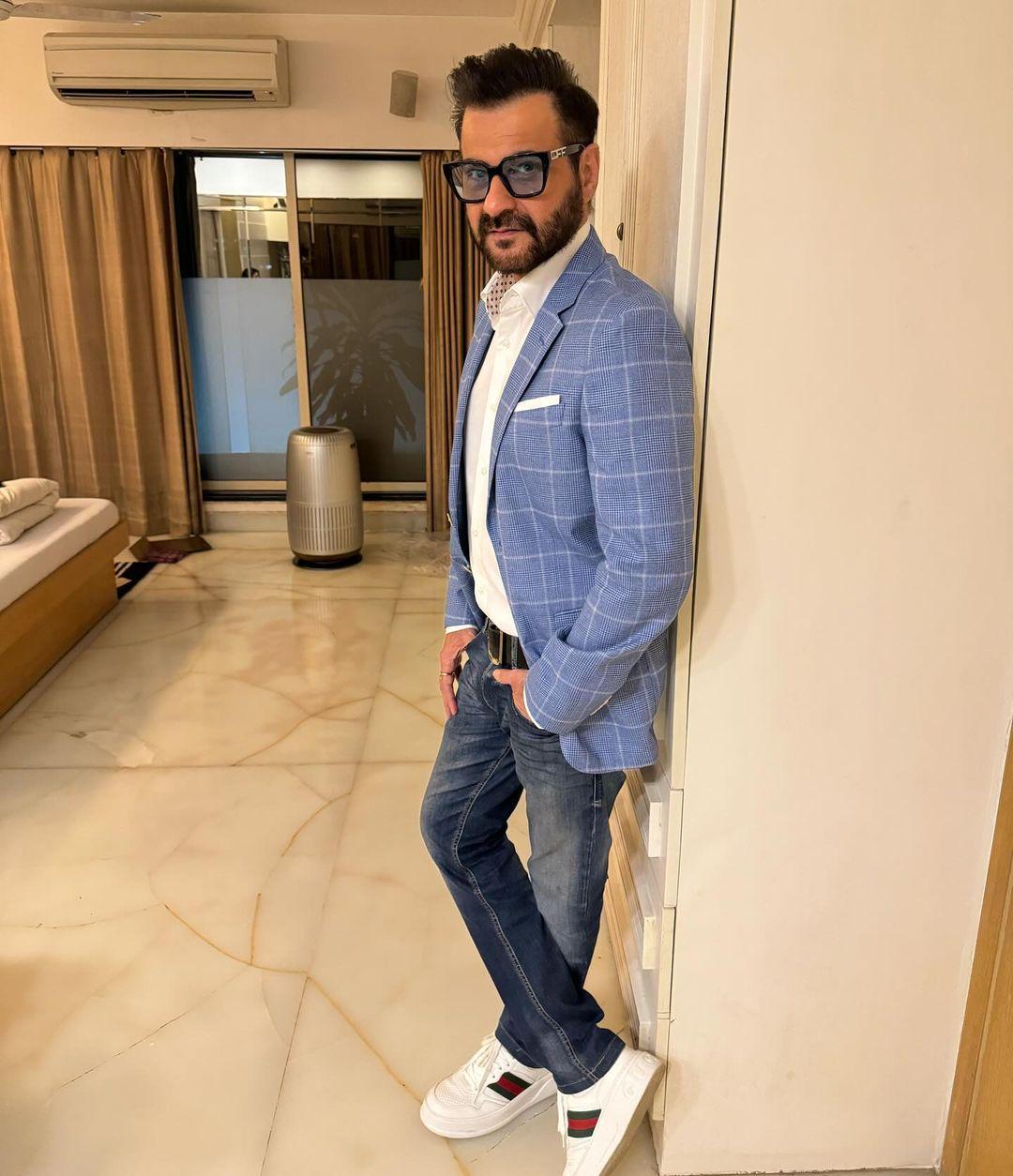 Sanjay Kapoor made his Hindi cinema debut in 1995 with Prem and went on to star in successful films like Raja and Sirf Tum. Beyond acting, he ventured into production with Sanjay Kapoor Entertainment Private Limited, alongside his wife, Maheep Sandhu. More recently, he's been shining in web series!