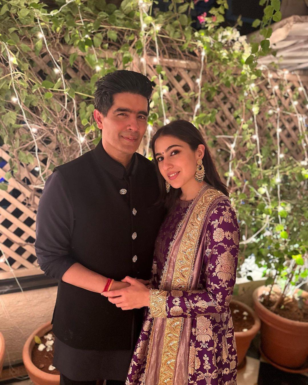 For Kareena Kapoor's intimate Diwali party, Sara opted for a purple suit to stun