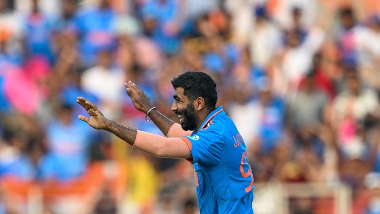 Siraj-Bumrah on fire as Sri Lanka slump to three for four against undefeated India