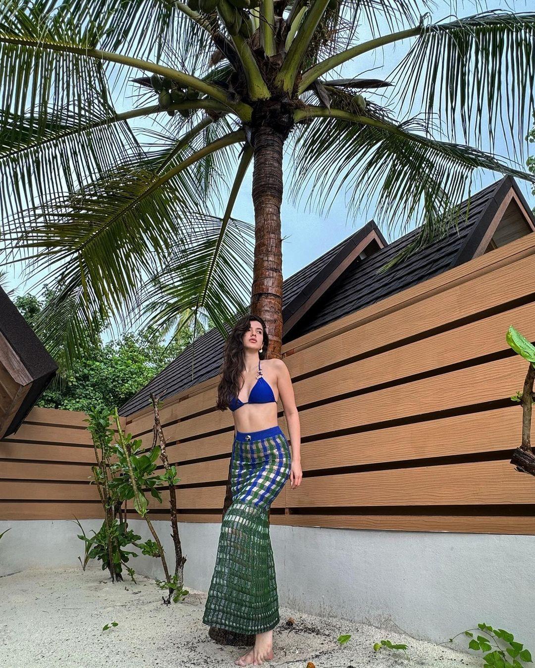 Headed to the beach? Try on this Shanaya Kapoor-approved beachwear that is both modest and risque