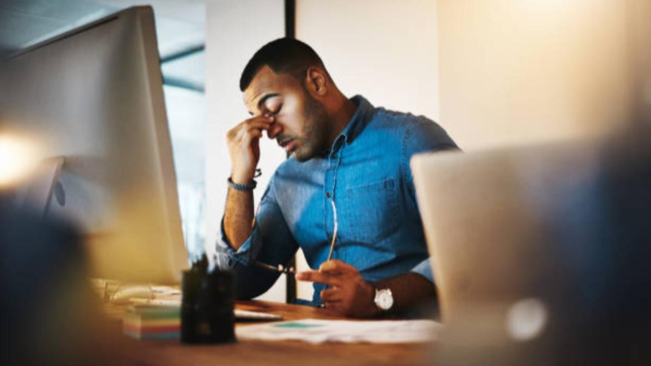 Here are some key causes of feeling sleepy at work. Photo Courtesy: iStock