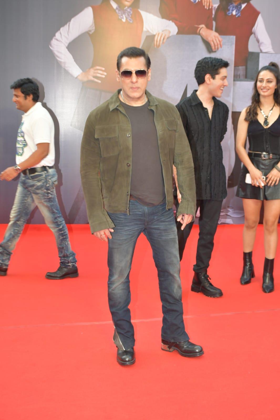 The actor was seen wearing cool blue jeans paired with a plain T-shirt and an olive green jacket