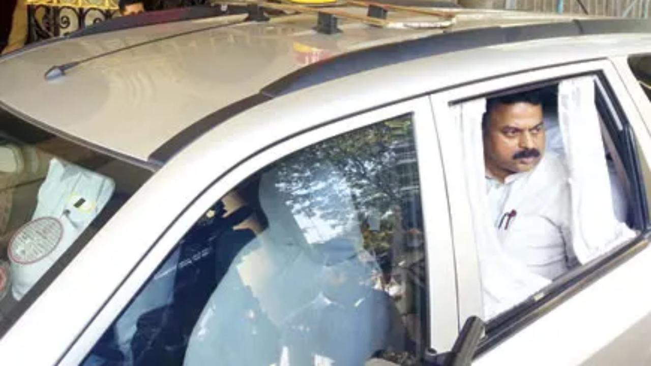 Disqualification pleas: Shiv Sena (UBT) leader Sunil Prabhu cross-examined