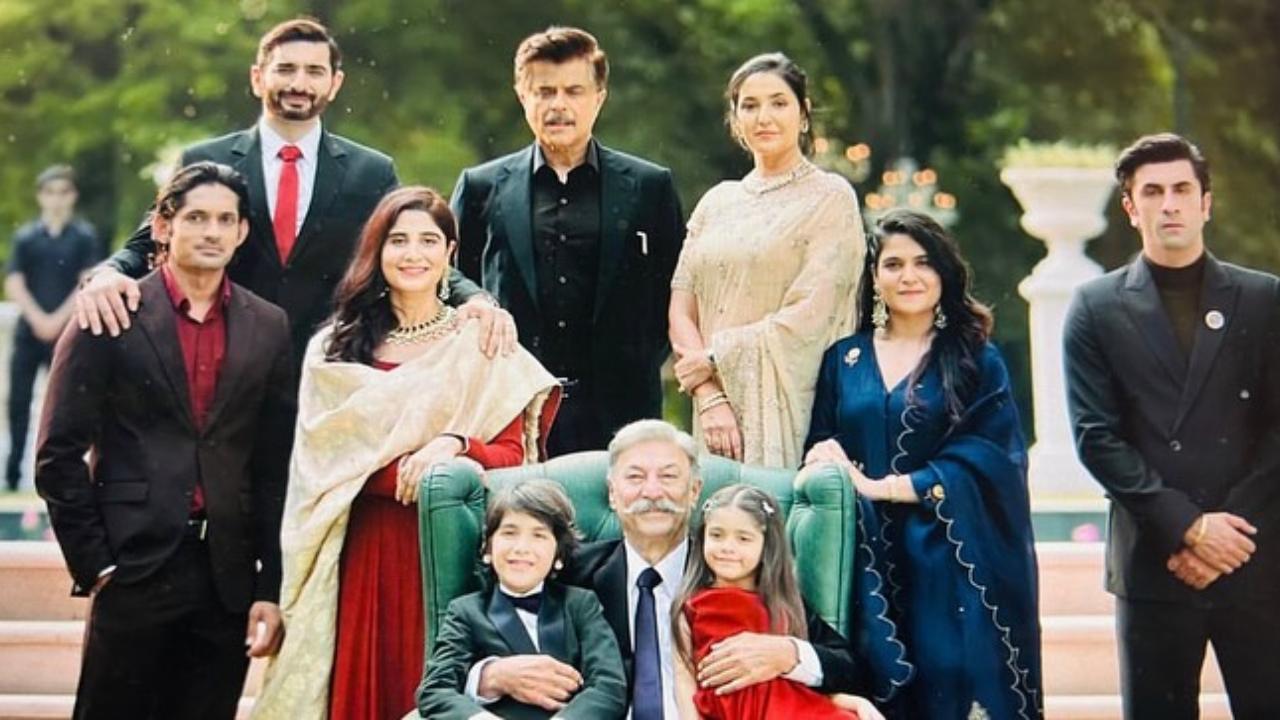 Vivek Oberoi wishes luck to his father Suresh Oberoi as he makes grand comeback
