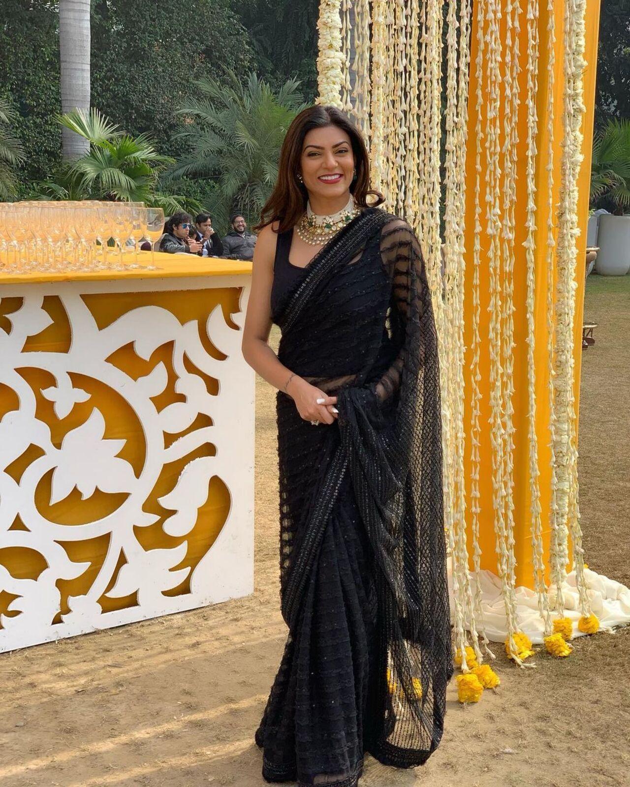 Sushmita donned this black saree a couple of years ago for a wedding. Something that you can take inspiration for, for your next wedding visit