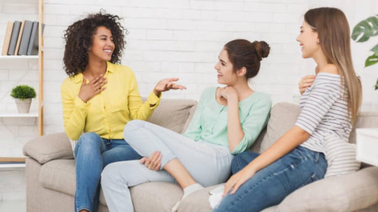 Discussing sex with friends to seek help? Here is how to create a safe space
