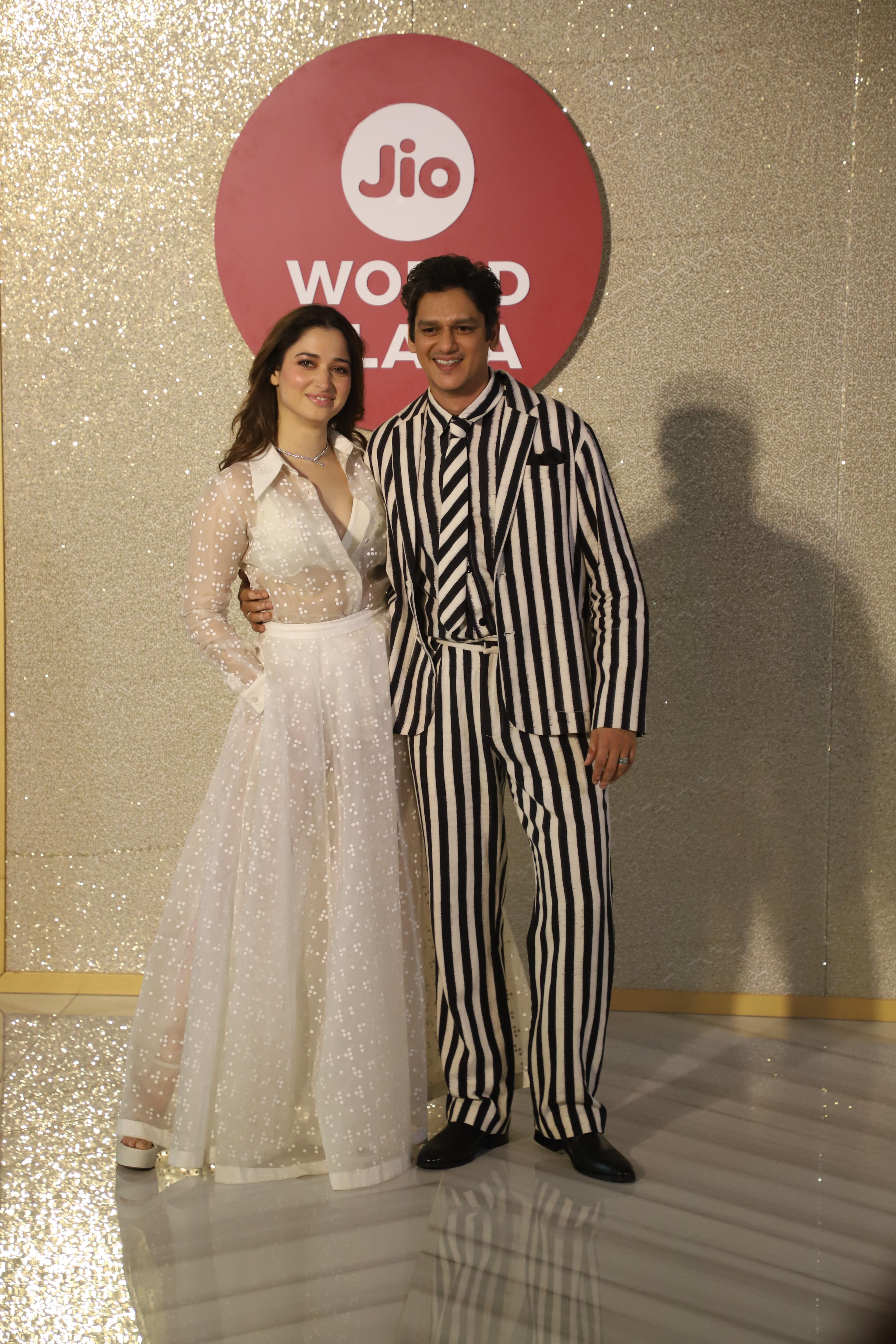 Tamannaah was dressed in a white ensemble while Vijay Varma wore a black&white striped ensemble!