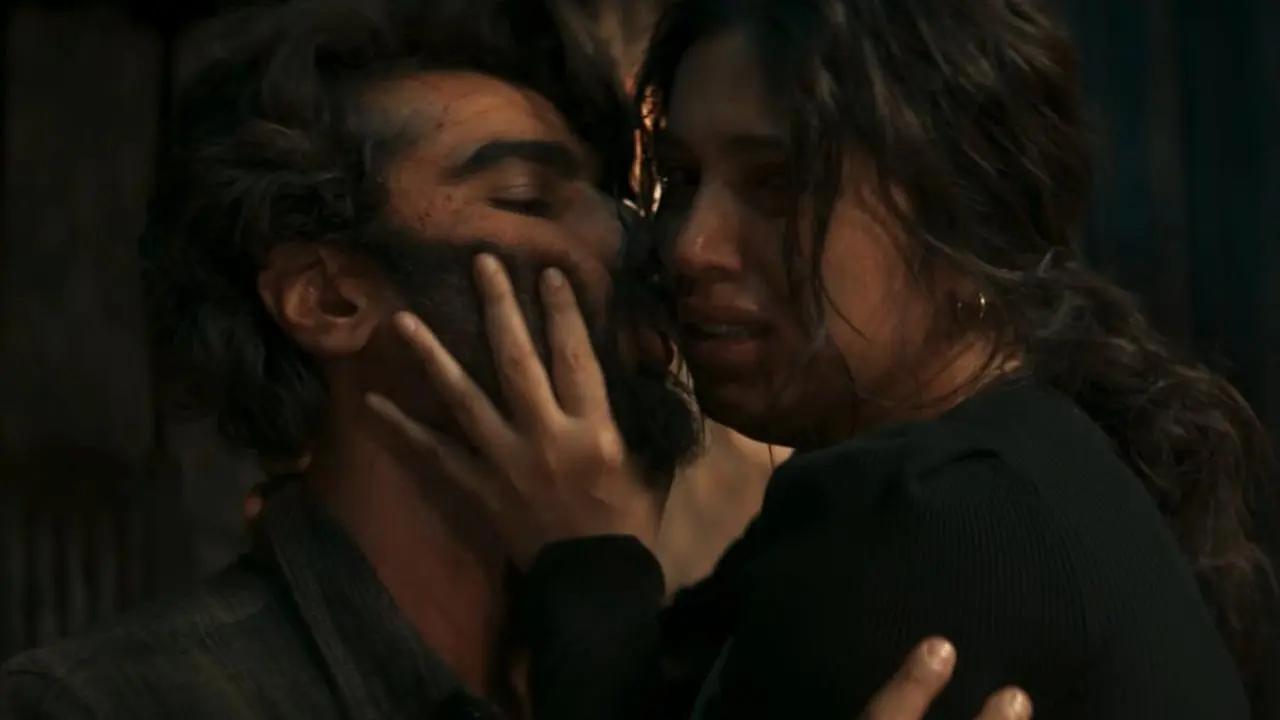 After claiming '30 pages of the 117-page screenplay were never shot', director Ajay Bahl said in a statement that Arjun Kapoor and Bhumi Pednekar's The Ladykiller is a complete film. Read More