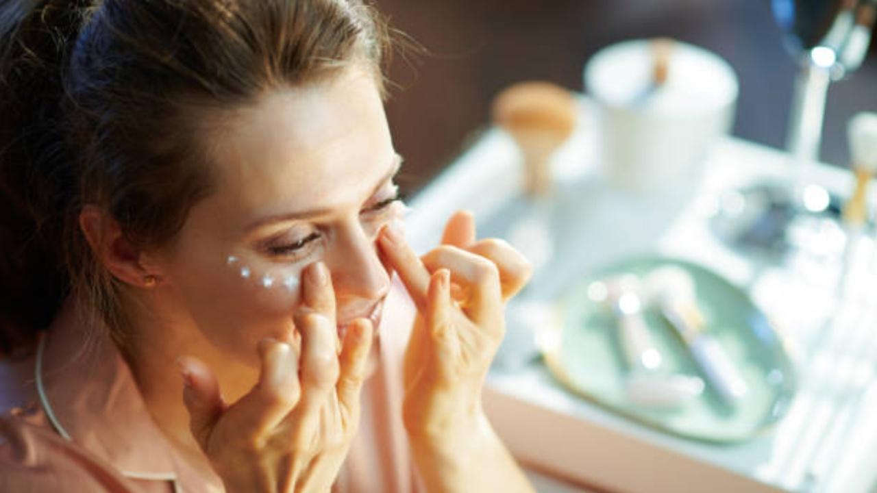 Use a good eye contour cream containing ceramides and growth factors to hydrate the skin and prevent fine lines and wrinkles around the eye.  
Photos Courtesy: iStock
Read more about winter skincare here