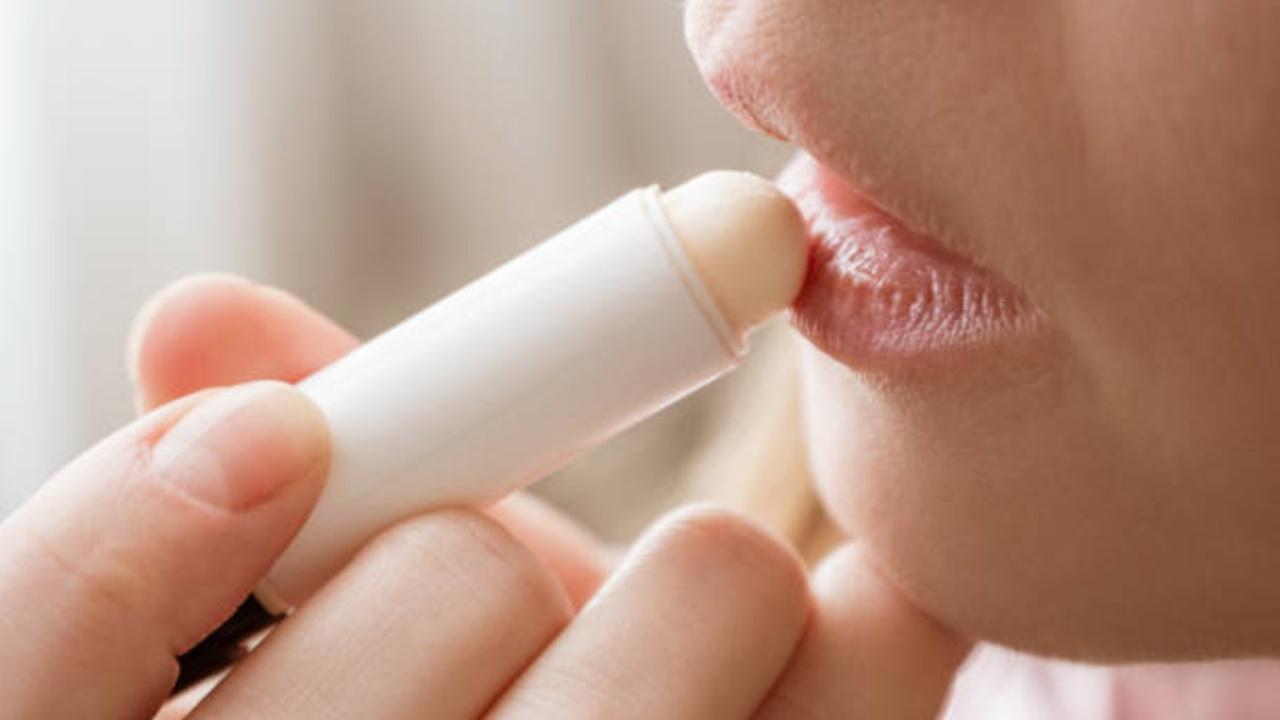 Make sure to lather lip balms generously and reapply them from time to time. Regular use of lip balm is compulsory to prevent dry chapped lips. Opt for a lip balm containing SPF to ensure maximum lip hydration.  