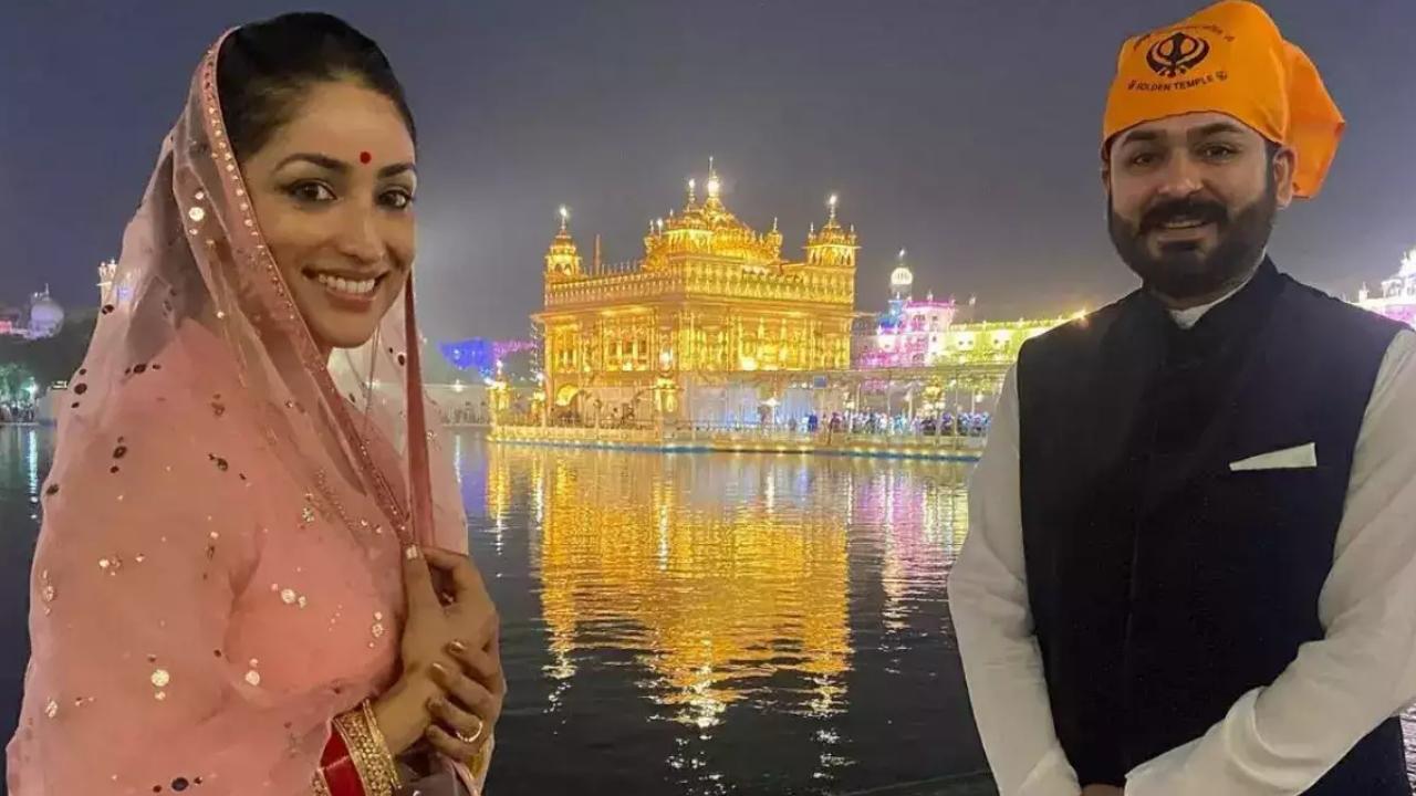 Yami Gautam and Aditya Dhar visited the Golden Temple. The actress looked gorgeous in a pink ethnic outfit with red bangles (Source/ Yami Gautam Instagram)