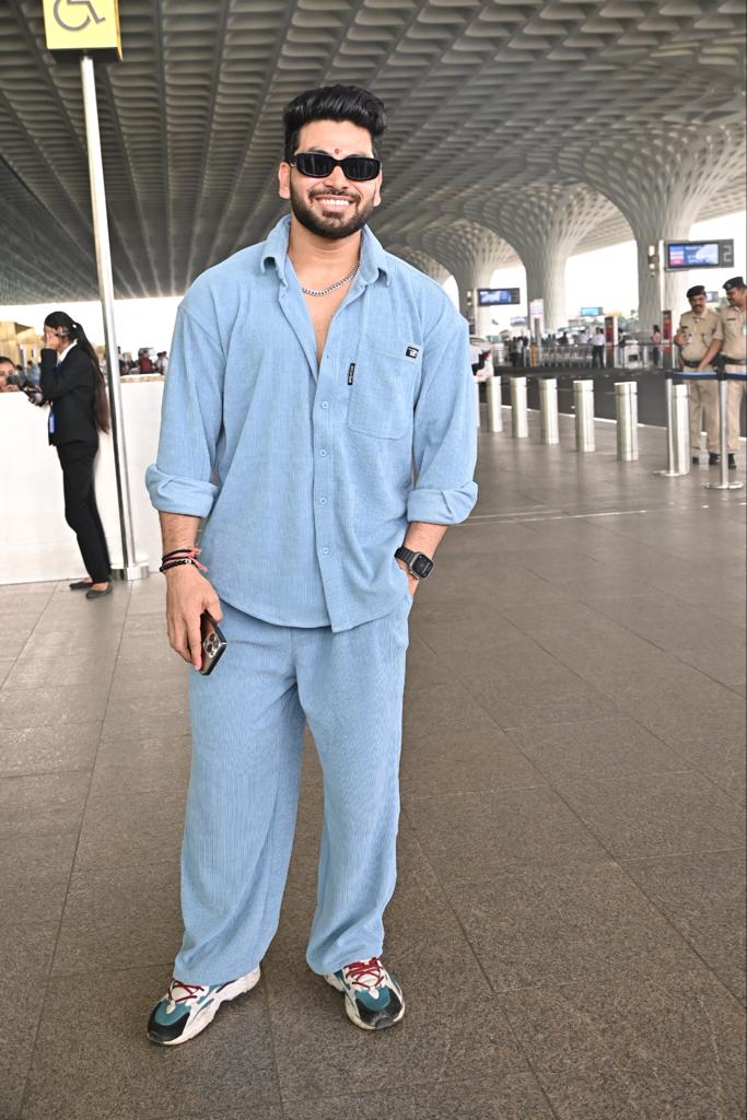 Shiv Thakre was spotted wearing an all-blue outfit 