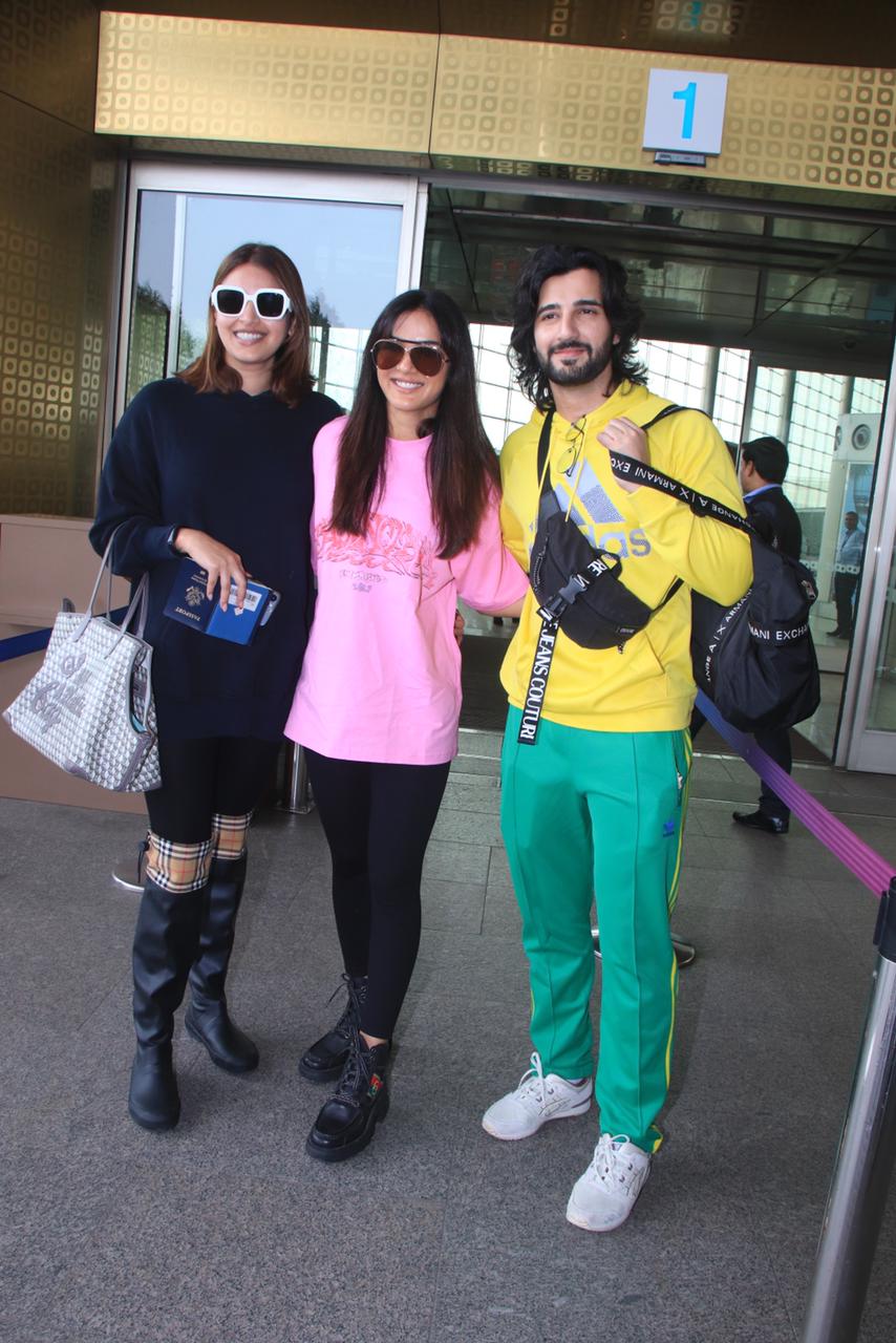 Aditya seal, Anushka Ranjan and Jasmin Bhasin were spotted at the airport