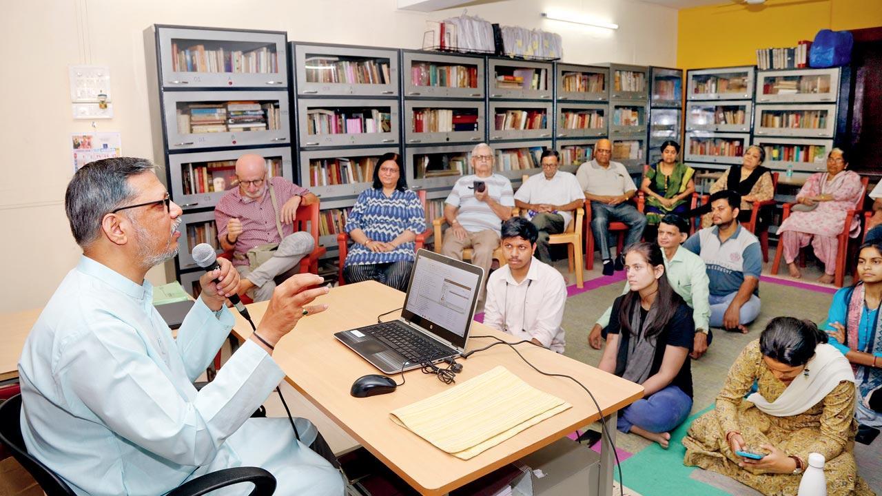 Love arts and culture? This archival centre in Pune is worth checking out
