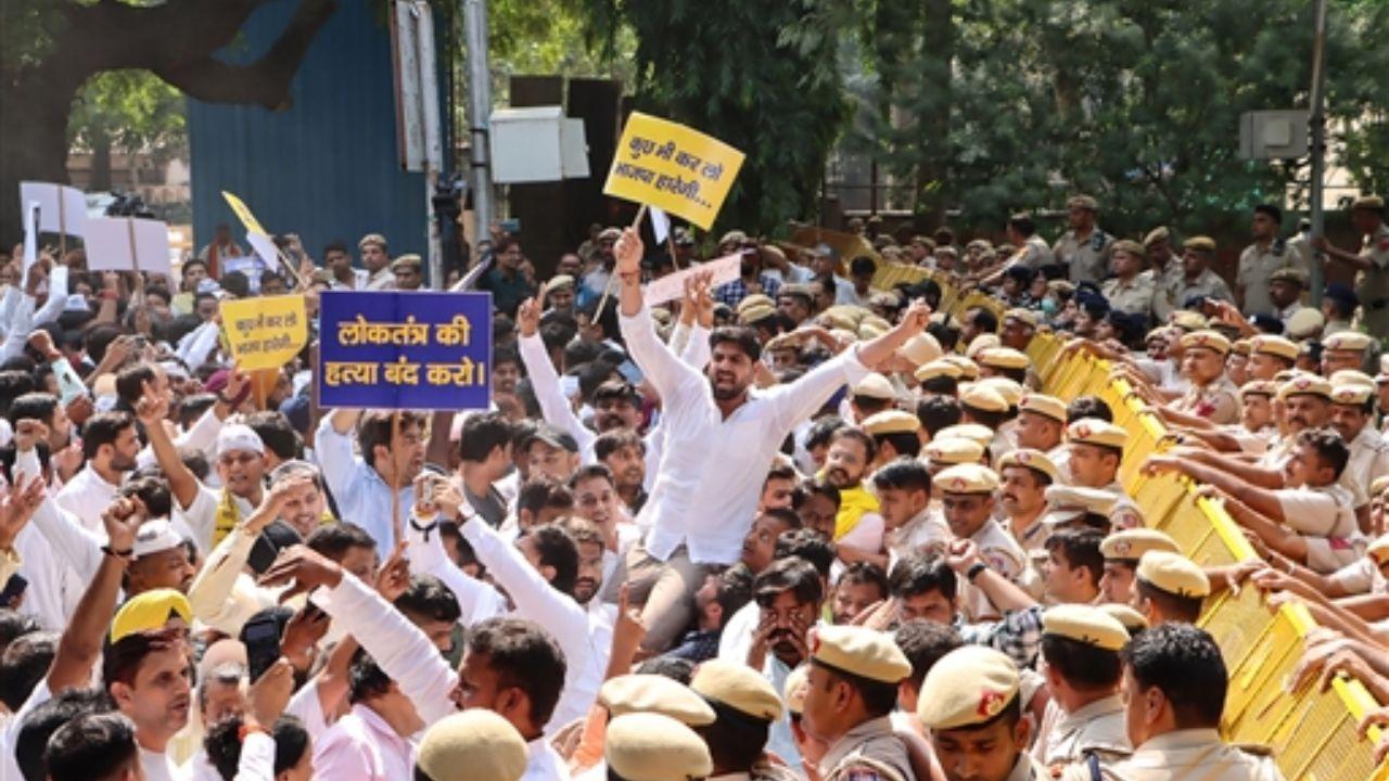 IN PHOTOS: AAP protest over Sanjay Singh’s arrest, in Delhi, continues