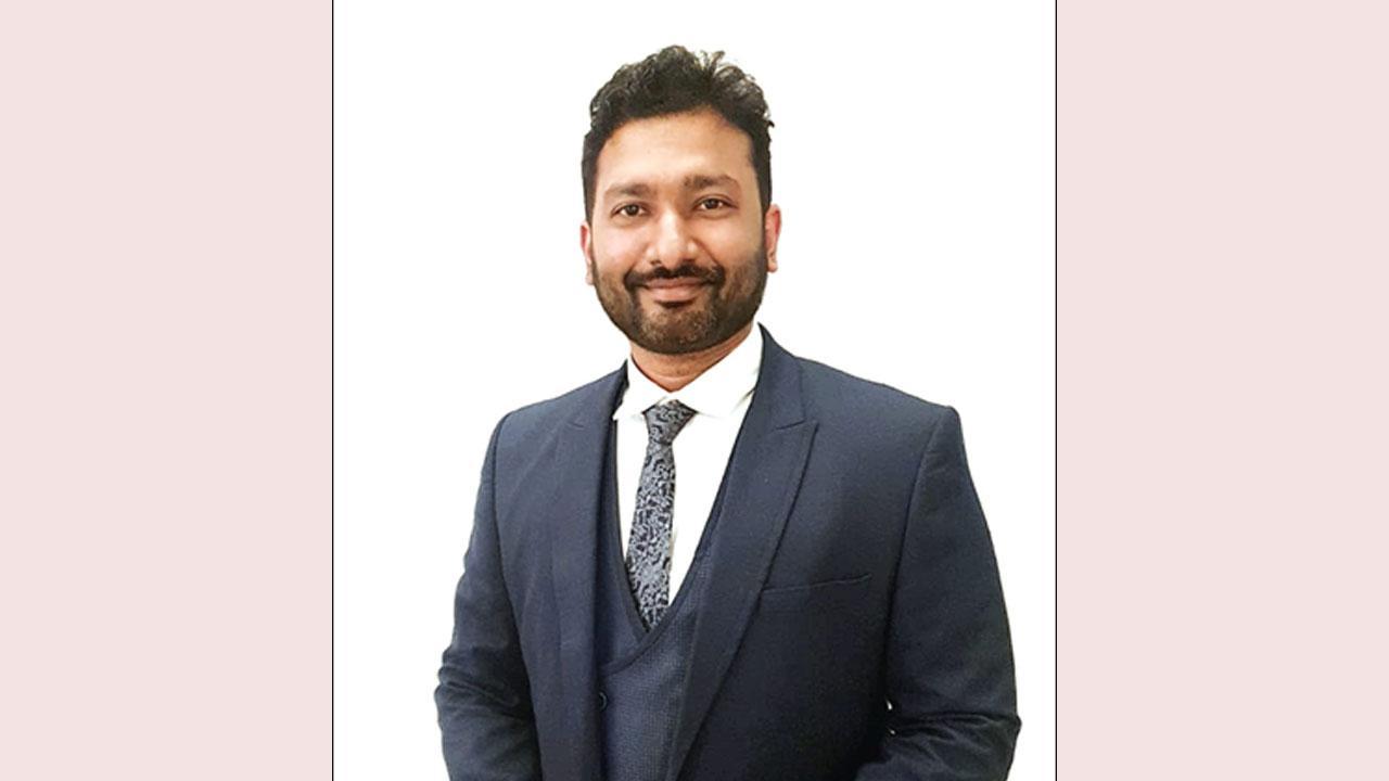 Mumbai's Trusted Piles Surgeon Dr. Sunny Agarwal, Honored for 12 Years of Outstanding Care and Over 6 Thousand Successful Piles patient Treatment