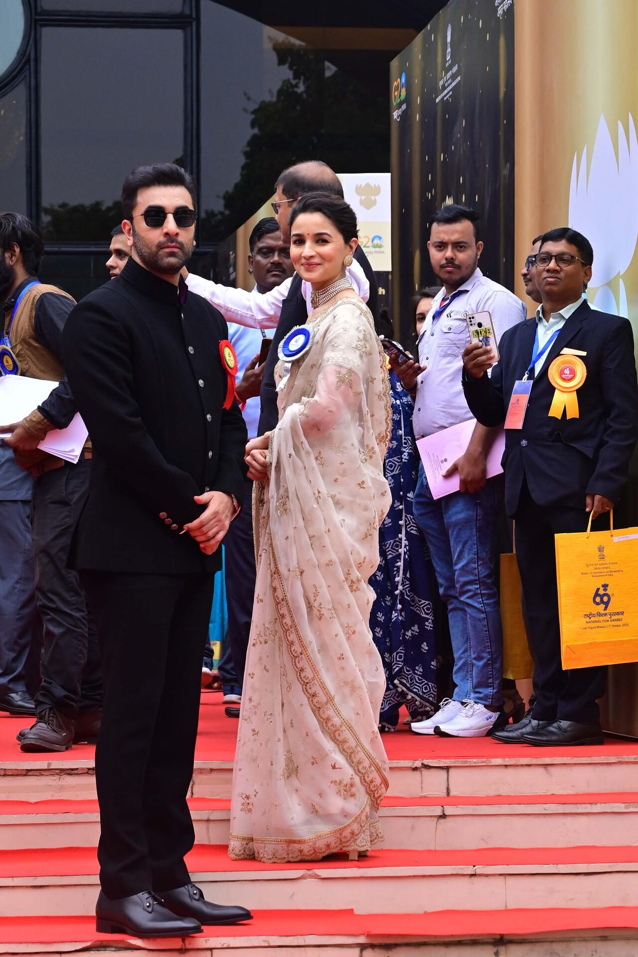 Alia Bhatt, who won the award for Best Actress for her performance in 'Gangubai Kathiawadi,' arrived at the venue with her husband Ranbir Kapoor