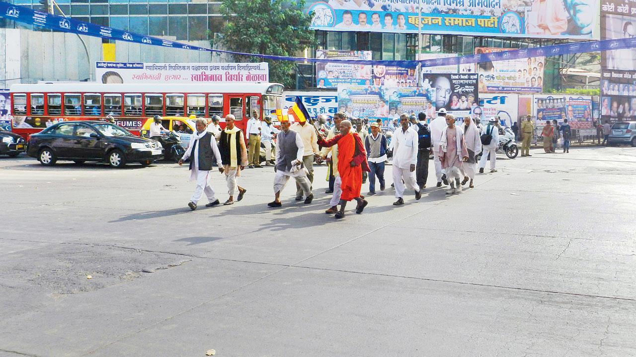 A scene from the movie where Ambedkarites gather near Chaityabhumi in Dadar