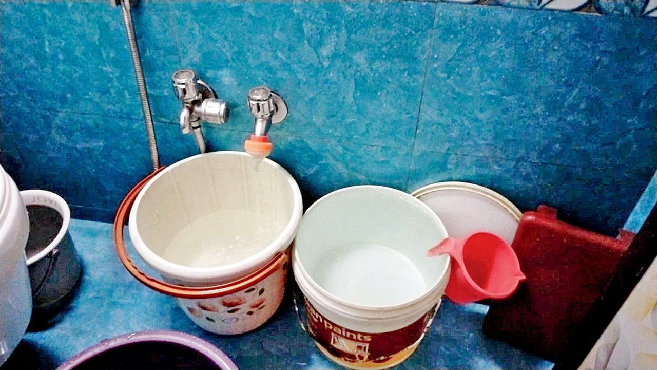 Mumbai: Andheri residents grapple with low water pressure for months